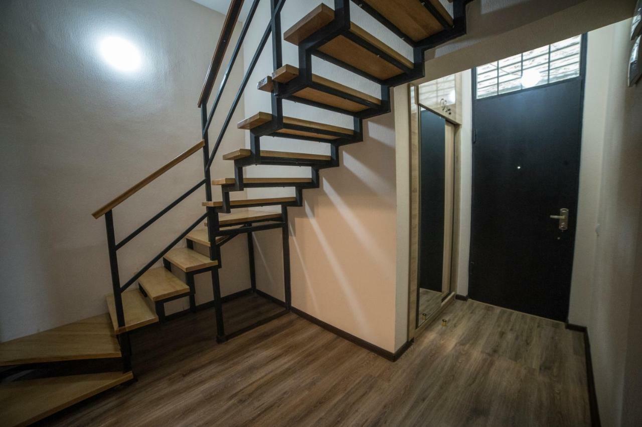 Your Apartment In This City N2 Тбилиси Экстерьер фото